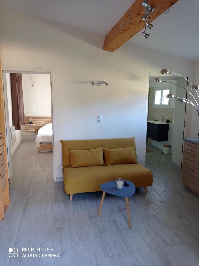 Villeneuve  Agreable Appartement Au Calme מראה חיצוני תמונה